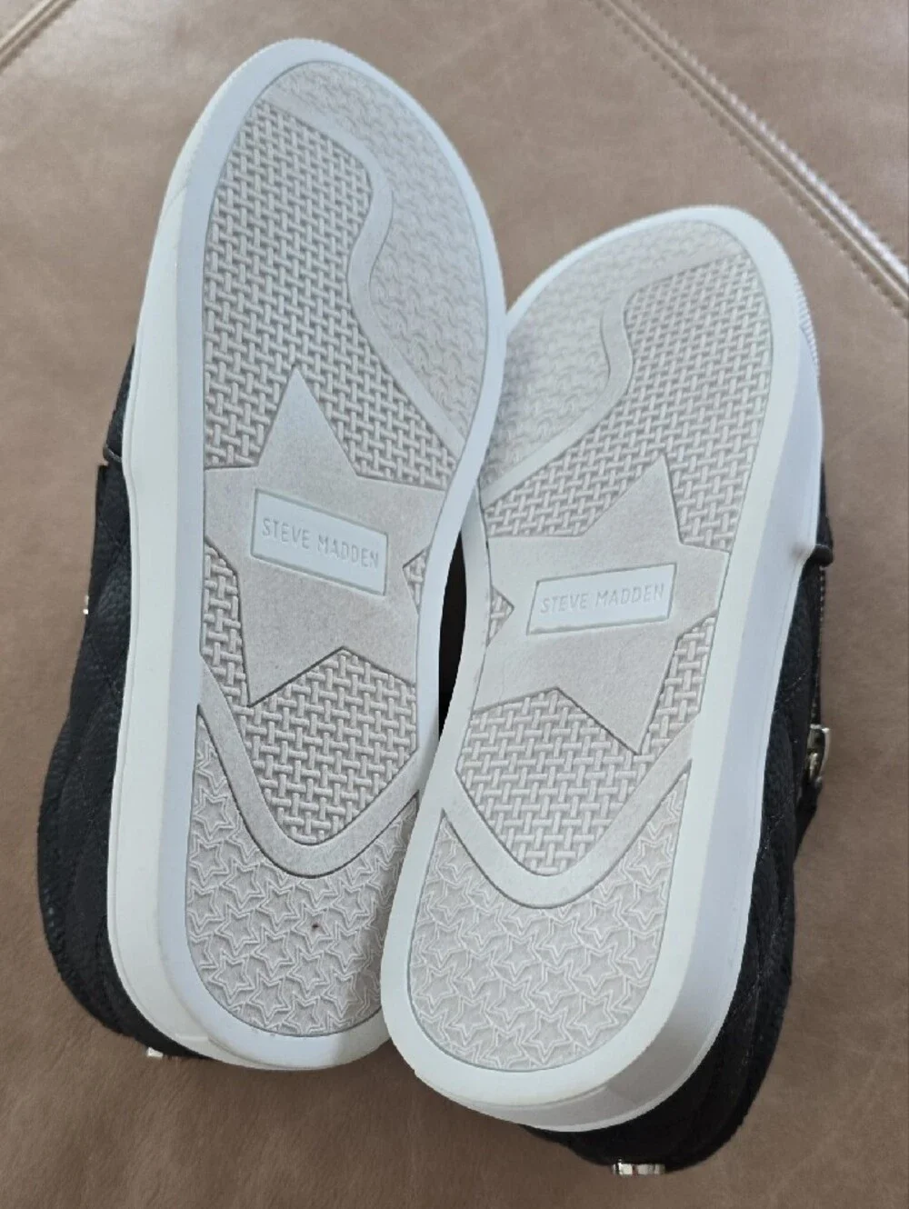 Quilted Black Slip-On Sneakers with Side Zipper Steve Madden